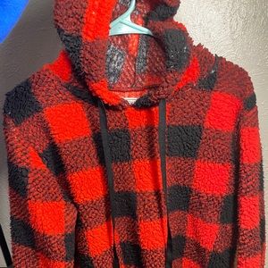 red & black sherpa